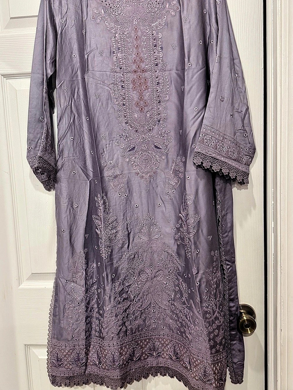 Pakistani beautiful outfit, Embroidered purple outfit with Purple & Pink shawl